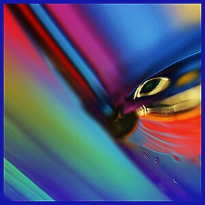 Der Fisch

Wasser und Wassertropfen, Glas, bunter Hintergrund