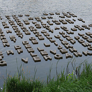Letters in Water 1k