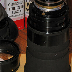 SIGMA AF 120-300mm f/2.8 D APO HSM für Nikon mit Sturzschaden.