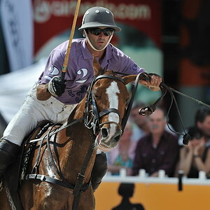 08 20100425 153658 airport polo 01