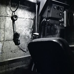 DSK Trainingsberkwerk

Hasselblad 500cm, Planar C 80/2,8
Neopan 400@1600 / Emofin