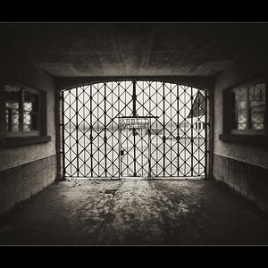 20090207170608 0400 g1000x651x267kb