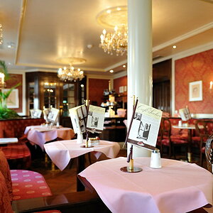 20100406 154420 sacher