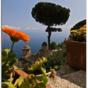 von der Villa Rufolo in Ravello hat man einen herrlichen Blick auf den Golf von Salerno