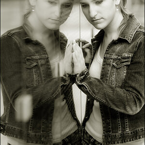 090613160726 5251 bw2Ton g667x1000x385kb