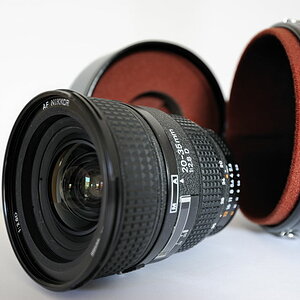 Nikon AF 20-35/2.8 D IF