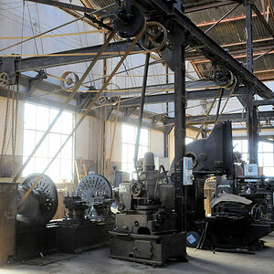 Maschinenhalle 
Eisenbahnausbesserungswerk in Asmara, Eritrea
(1545)