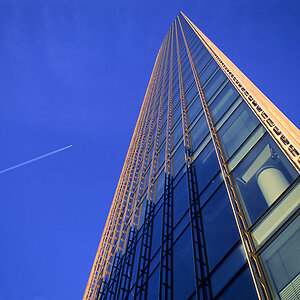 Skyper Building