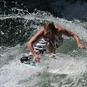 surf 10.7 7 2xW