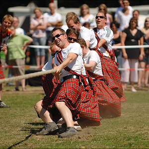 Highland Games 2010 D2X 5805 1a
Tug o War