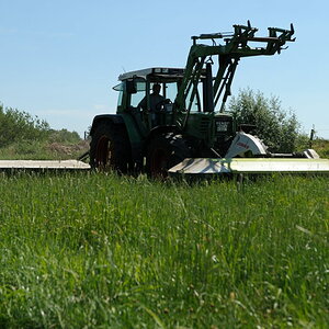 trecker1 JKK 8149