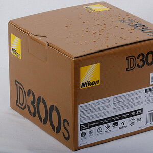 Meine neue D300s, noch feucht...