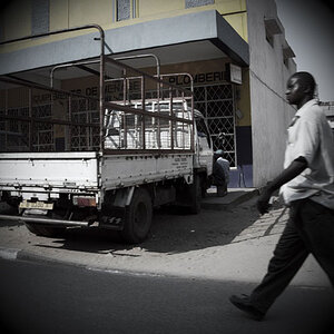 Burundi Street Holga TL Juli2010 (21)