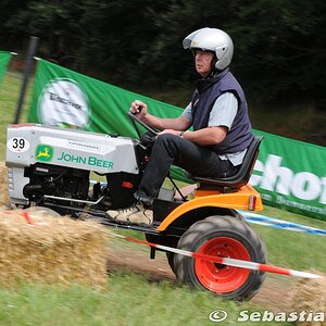 Rasenmäherrennen Neuhemsbach 2010