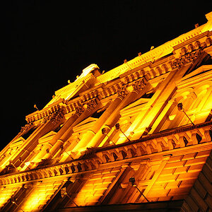 Hotel Regina, Wien
D90, ISO800, ƒ/3.5, 1/13, 0ev, 28mm@DX