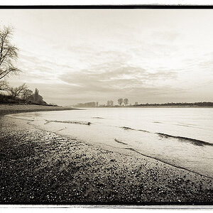 RS 081114 13488 sw web

http://www.nikon-fotografie.de/vbulletin/showpost.php?p=1392942&postcount=257