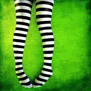8/52 - stand on your own feet