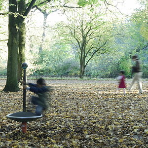 Spielplatz im Herbst
