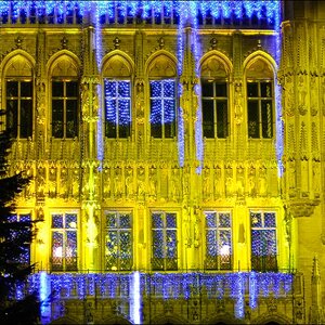 Rathaus im Weihnachtsglanz II