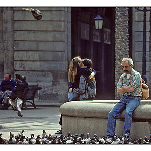 1991 Barcelona
Plaça Reial - Turteltäubchen .....