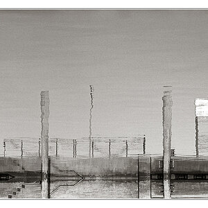 2008-11 EnnEff - Spiegelungen I

F5; Kodak 400TX; Spur HRX-2