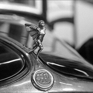 25 Kühlerfiguredited
Graham Model 8, 1933
105/2,5 Ais