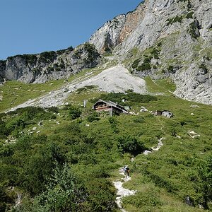 Untersberg, Toni-Lenz Hütte