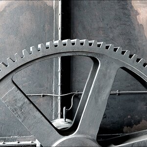Zahnrad - Kohlenwäsche Zeche Zollverein 08/2010 -