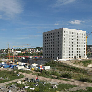 Stuttgart, 25.08.2010. Baustelle der neuen Stadtbücherei "Bibliothek21" im zukünftigen Europaviertel hinter dem Hauptbahnhof. 

Nikon D200, AFS-Zoom-N
