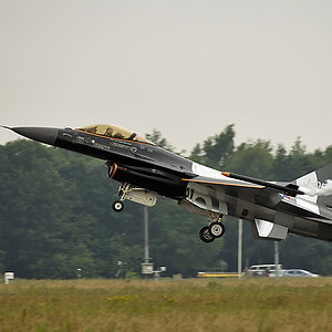 F-16
