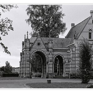 Nikon F100, Ilford FP4, Nikkor 135/2.8 AiS
