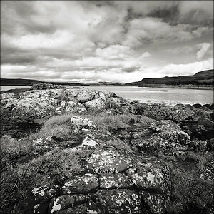 Loch Dunvegan
20100920 JW 131editededited