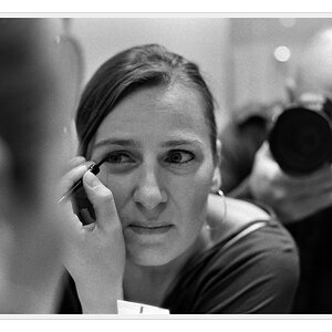 Nikon F100, Ilford HP5, Sigma 50/1.4 HSM @ f/2.8, 1/30, Mitte