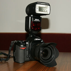 D300s + 16-85 + SB 900