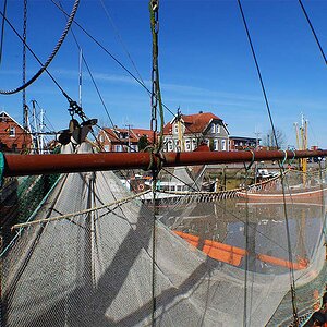 Fischkuttergeschirr, Neu'siel (D40x, 18mm mit 0.5 WW-Konverter DSC 2512)(x)