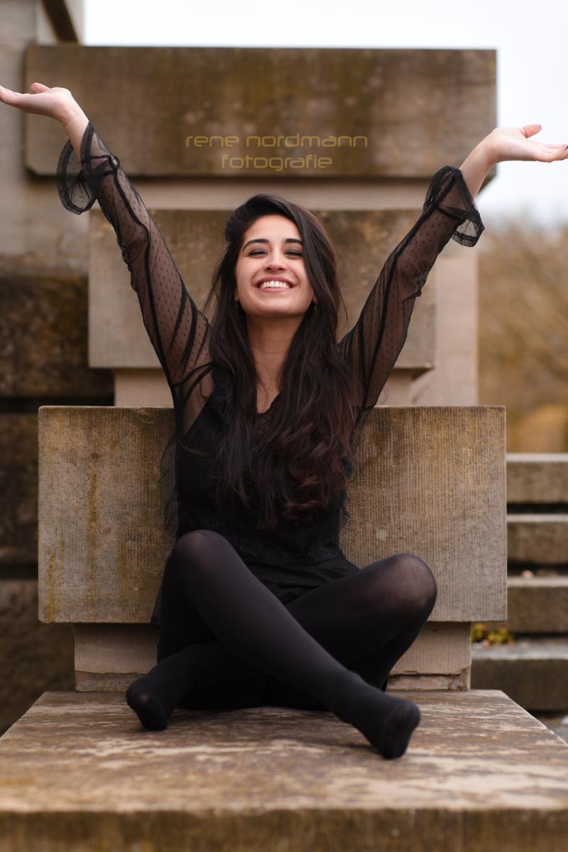 Özge 004