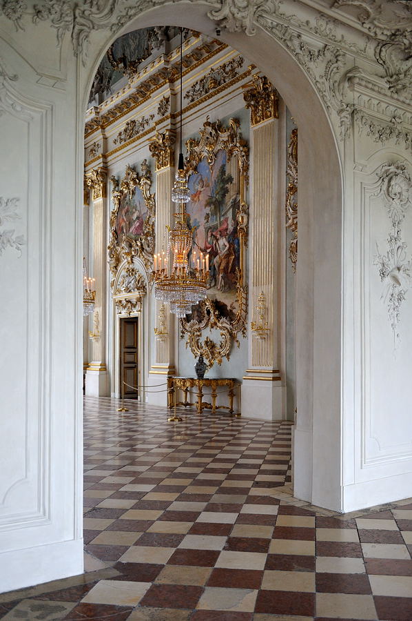 03  20100513 101753 nymphenburg pt