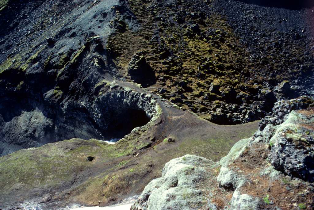 056 Island 1982