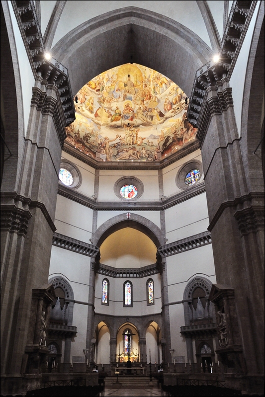 06 Dom innen