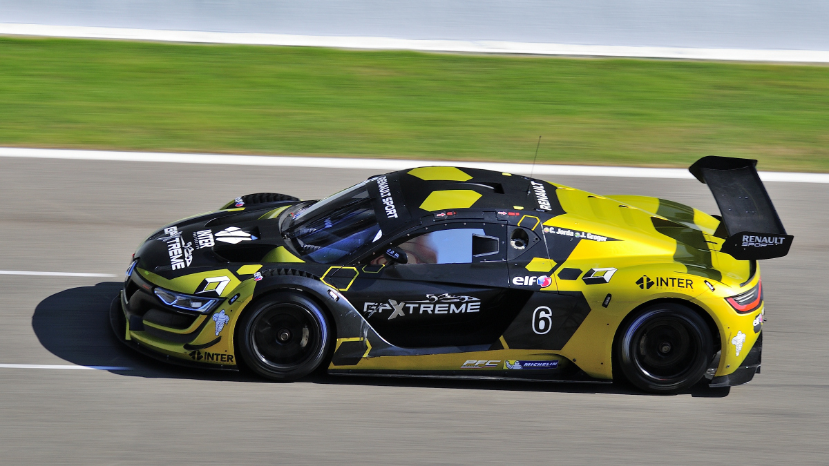 06 Renault R.S.01
