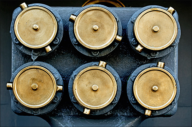070409 3528