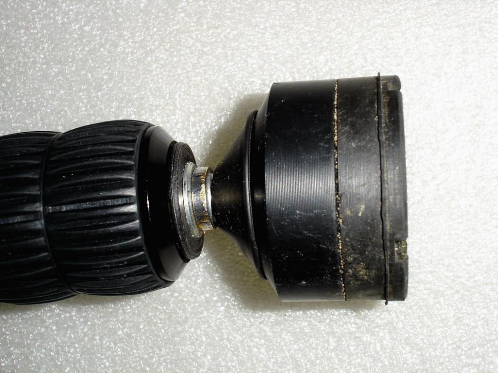 1 Jolo Renttol Kugelgelenkkapsel, 10mm Aufnahme auf 8mm Gewinde geschnitten 7469 01 01