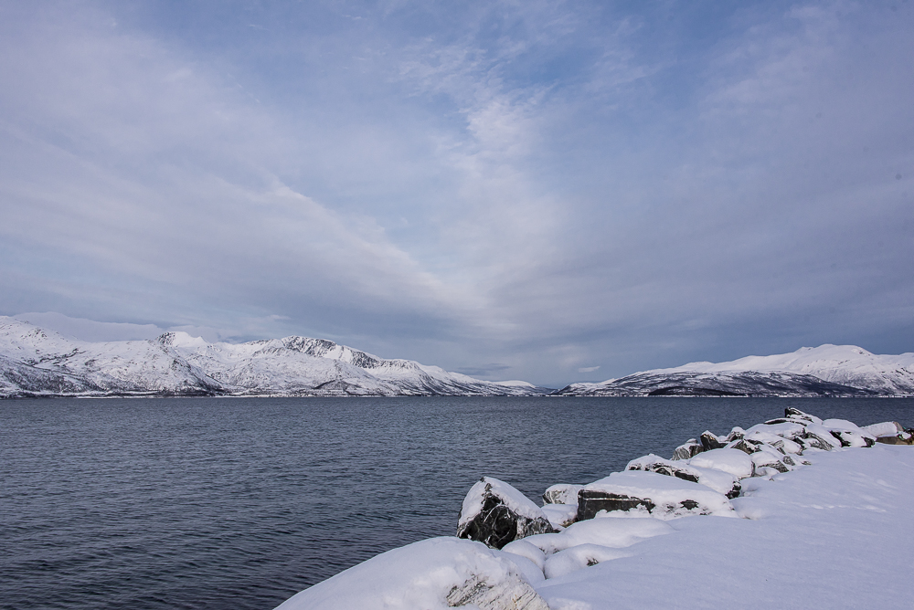 10 Grotsundet Blauer Himmel