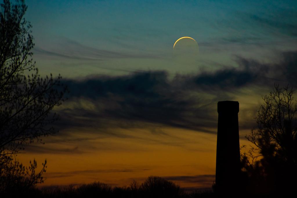 100415 009 Mond Fälschung