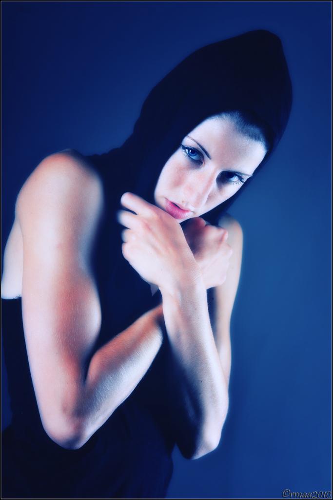 100713145247 7830 g800x1200x430kb