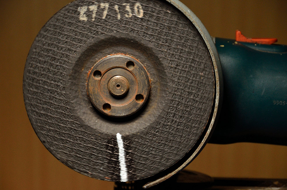 11
Kurzzeitblitz 0,22µF / 3kV
1/250s f/8
ISO 800