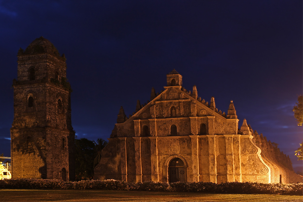 12 03 31Laoag000004