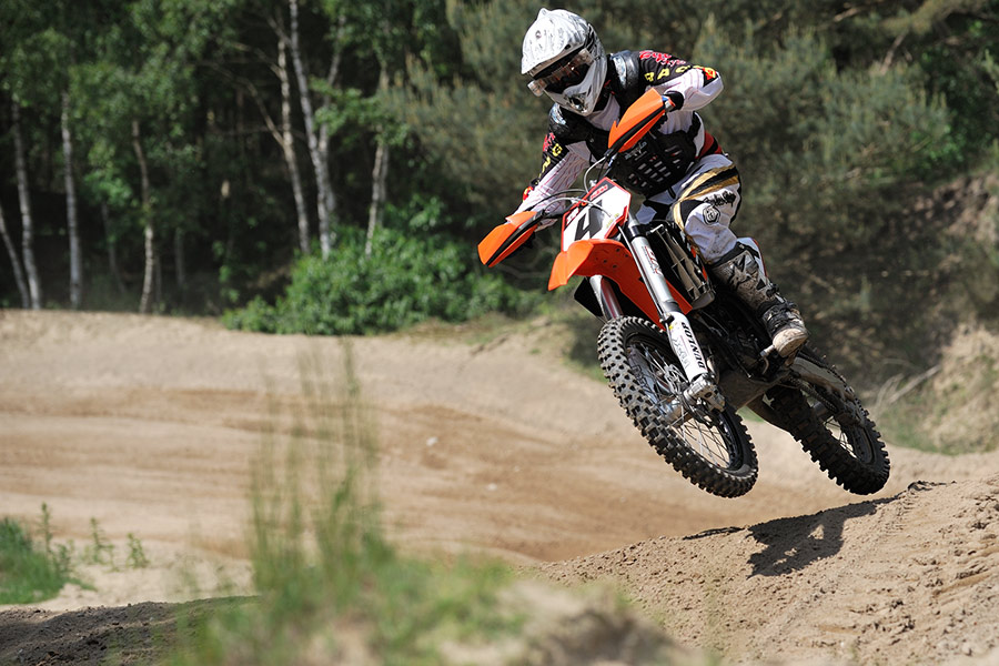 12316 Cross