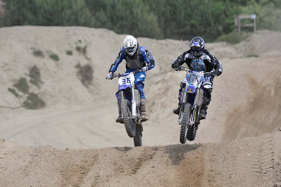 12423 Cross