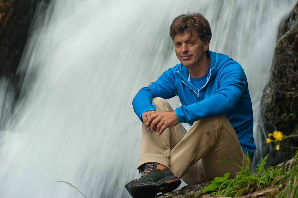 13 Herbert vor Wasserfall